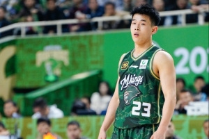 NBA分析师：林葳需要有自己的节奏 在训练中要更大声地交流