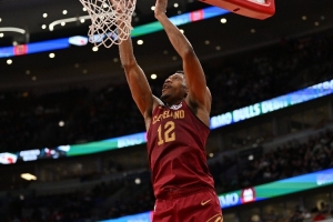 队记：明天骑士客战篮网 德安德烈-亨特因膝盖挫伤出战成疑